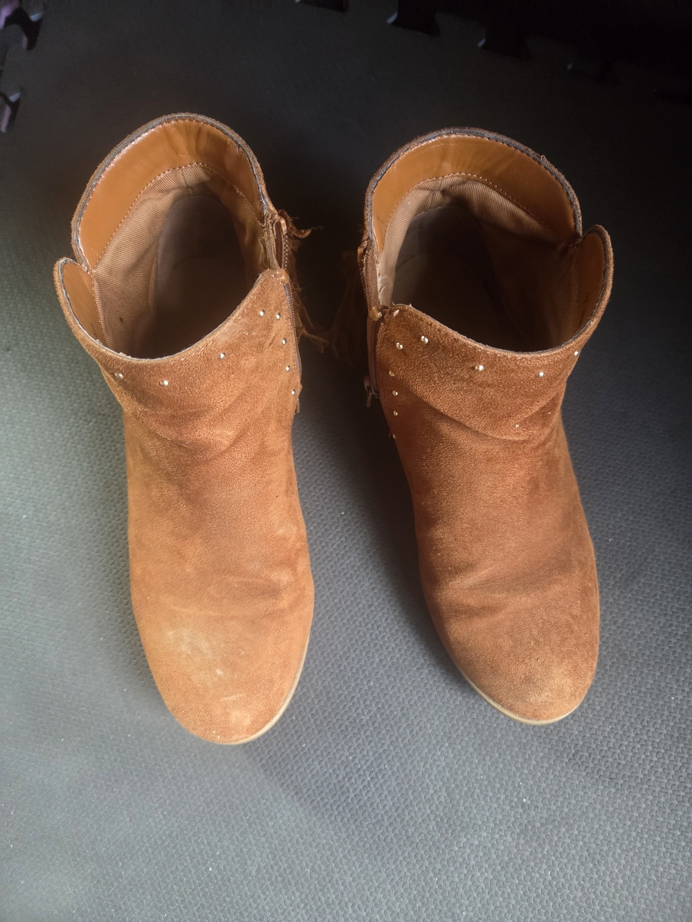 Place Suede Ankle Boots in Cognac